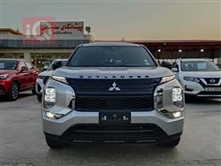 ميتسوبيشي اوتلاندر